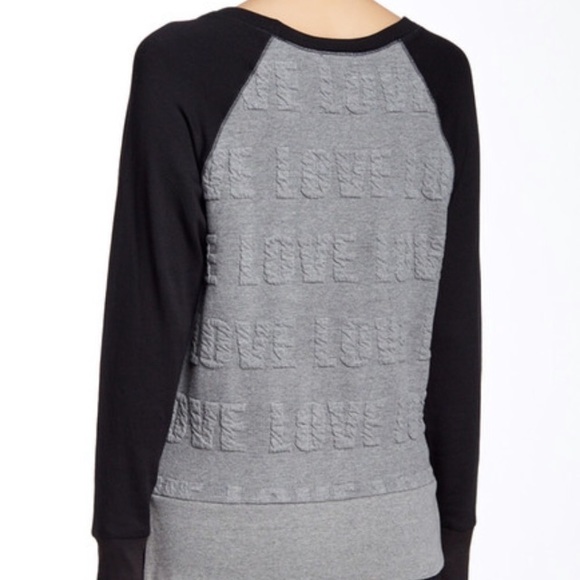 Love 3D LOVE Sweater - NWT - Yoga - Picture 3 of 3